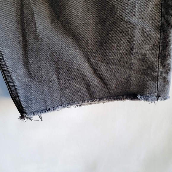 Levi's 511 Slim Cut Off Shorts Men's W38 Black - Picture 5 of 8